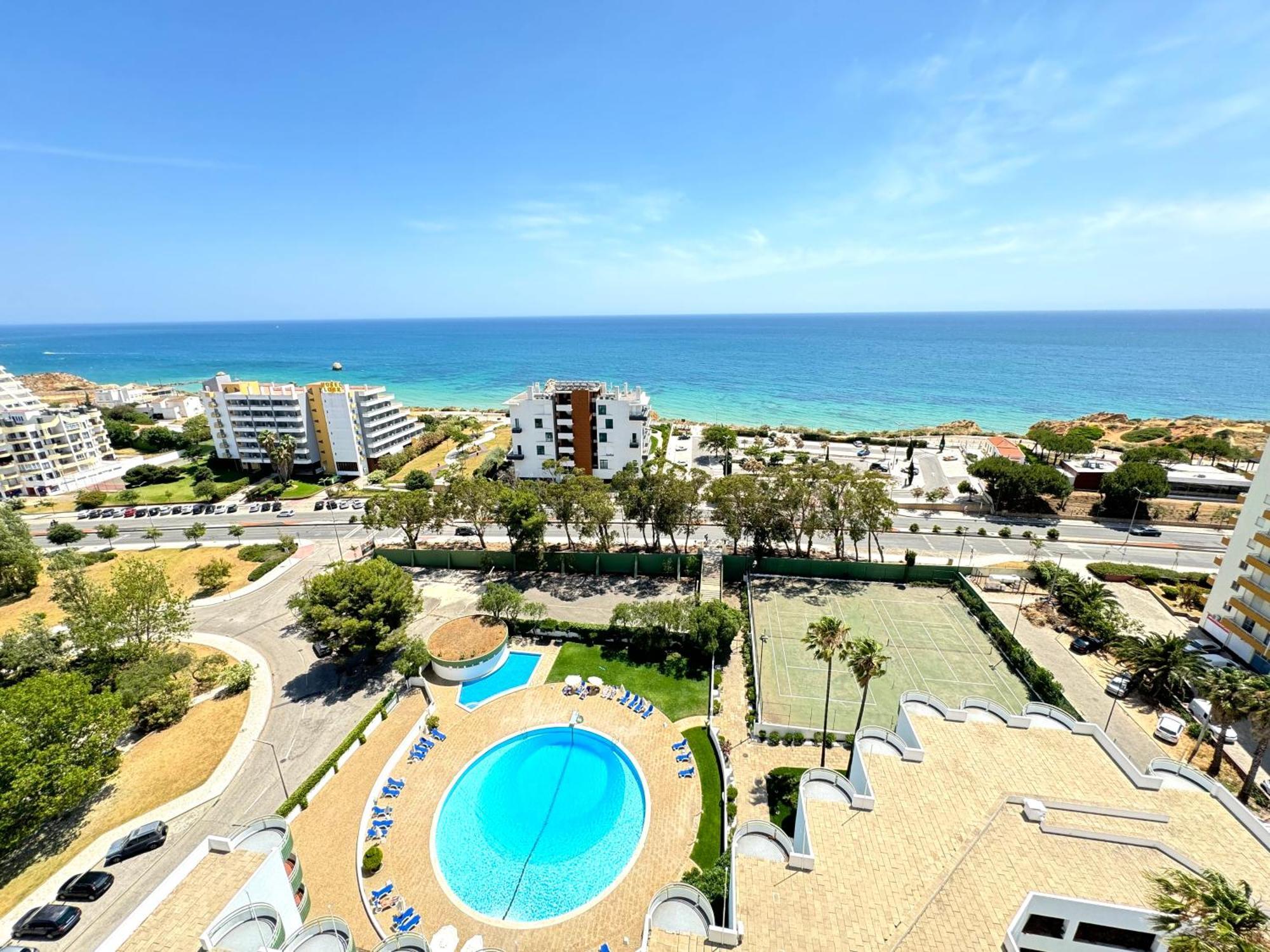 Top Ocean View Apartment - Amazing Sunset - Modern Style - Pool & 200M To Beach Portimão Exterior foto