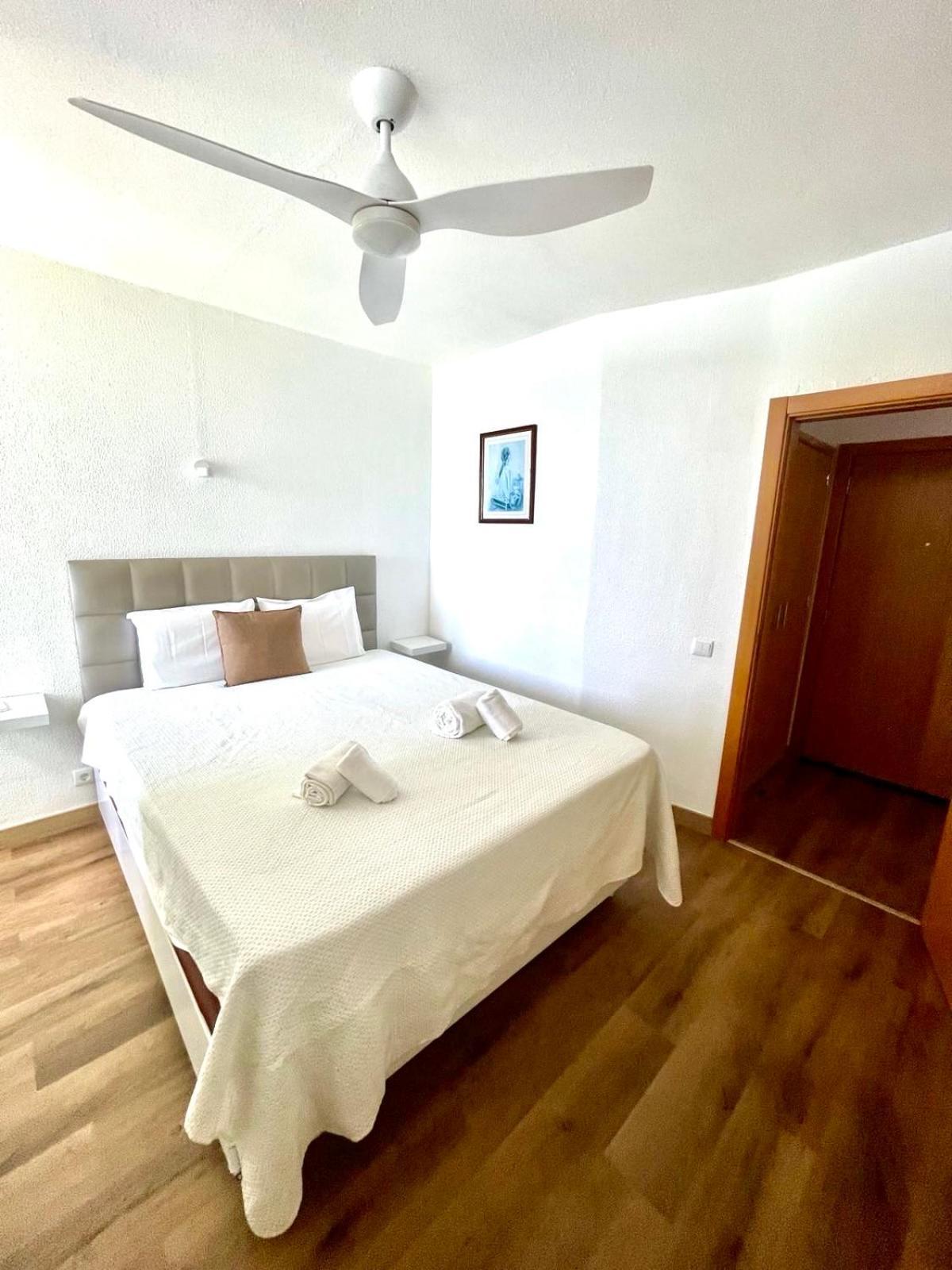 Top Ocean View Apartment - Amazing Sunset - Modern Style - Pool & 200M To Beach Portimão Cameră foto